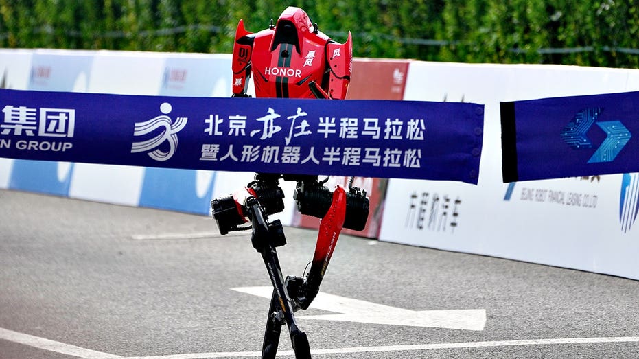 Chinese robot breaks human world record in Beijing half-marathon Education VIC